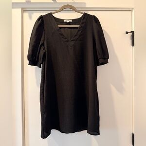 BB Dakota Black Textured V-Neck Dress